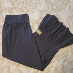Matilda Jane ruffled capris size xl black